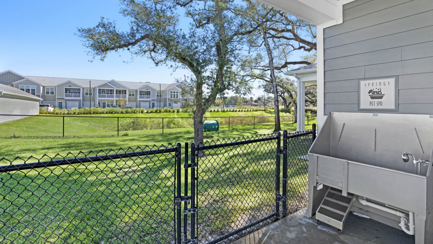 View Photos & Virtual Tours Springs at Hibiscus Crossing Apartments